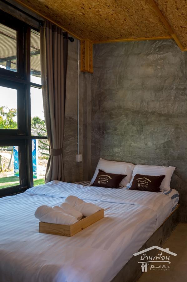 Friends House Hotell Chiang Khan Exteriör bild