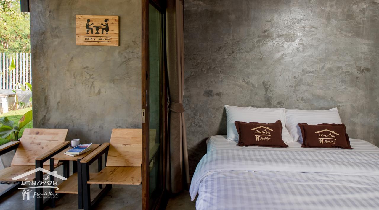 Friends House Hotell Chiang Khan Exteriör bild